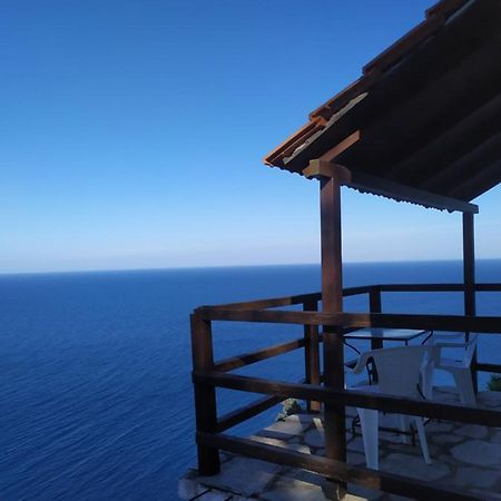 Double Studio Room By The Sea Tsagarada Exterior photo