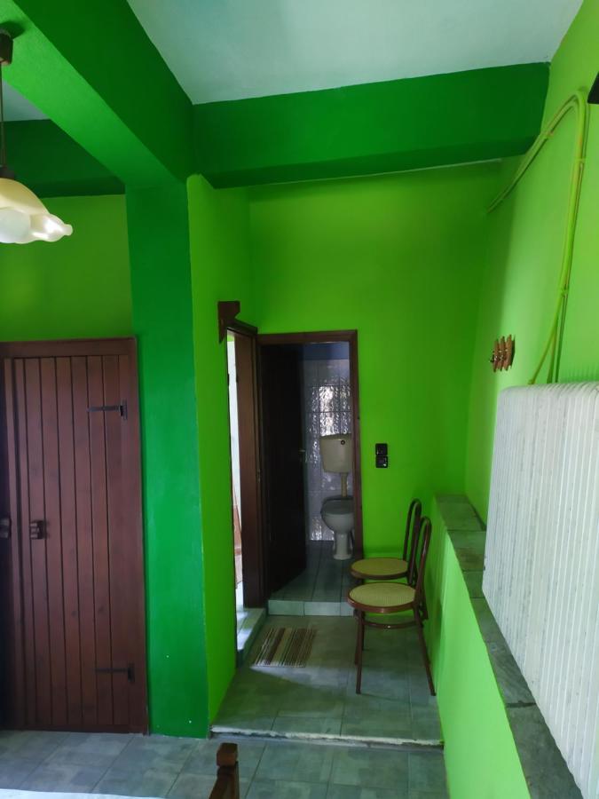 Double Studio Room By The Sea Tsagarada Exterior photo